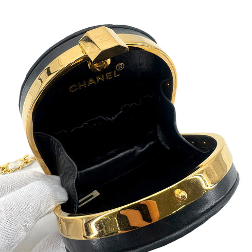CHANEL VINTAGE COCOMARK KISS LOCK CHAIN SHOULDER BAG WHITE SEQUINS 90303023 - PURPOSE