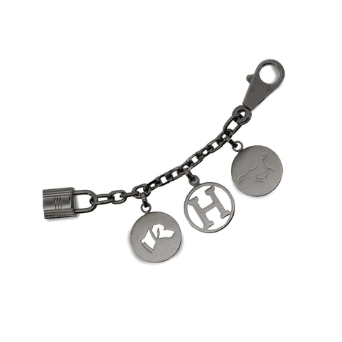 HERMES BAG CHARM AMULET 4 SILVER RUTHENIUM ACCESSORY 90304188 - PURPOSE