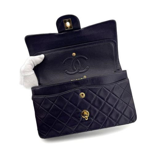 CHANEL VINTAGE CLASSIC FLAP SMALL CHAIN SHOULDER BAG PURPLE LAMB SKIN 90304982