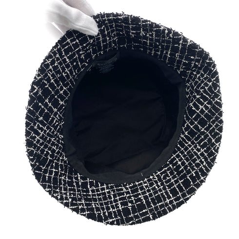 CHANEL HAT COCOMARK BLACK WHITE TWEED M RTW 90305910