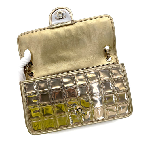 CHANEL VINTAGE ICE CUBE CHAIN SHOULDER BAG GOLD VIMYL LAMB SKIN 90307376 - PURPOSE