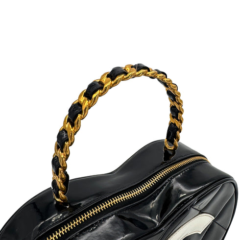 CHANEL VINTAGE MATELASSE HEART VANITY HAND BAG BLACK WHITE ENAMEL 90308211 - PURPOSE