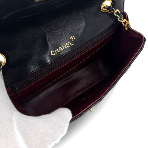 CHANEL VINTAGE MATELASSE HALF MOON CHAIN SHOULDER BAG BLACK LAMB SKIN 90308259 - PURPOSE