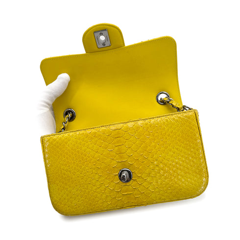 CHANEL TURN LOCK CHAIN SHOULDER BAG YELLOW PYTHON 90309173 - PURPOSE