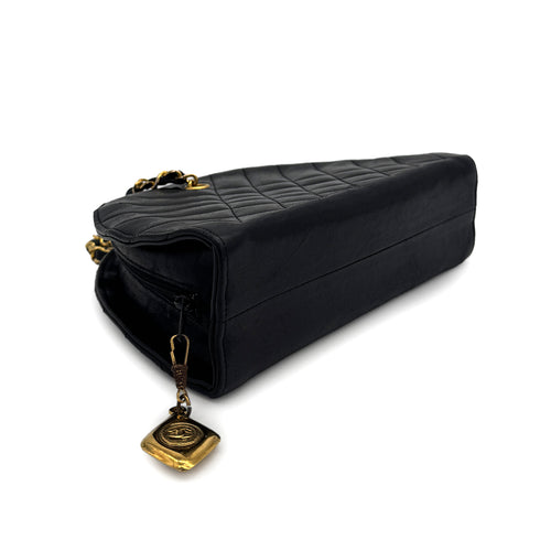 CHANEL VINTAGE HALF MOON CHAIN SHOULDER BAG BLACK LAMB SKIN 90309179 - PURPOSE