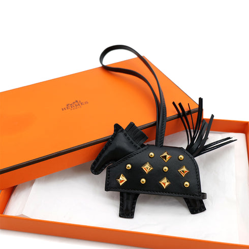 HERMES BAG CHARM RODEO ROBEO ROCK PM BLACK AGNEAU MILO K 90309188 - PURPOSE