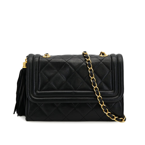 CHANEL VINTAGE MATELASSE CHAIN SHOULDER BAG FRINGE BLACK LAMB SKIN 90309665 - PURPOSE