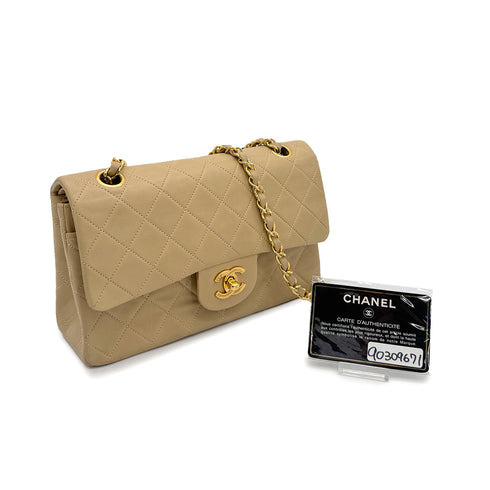 CHANEL VINTAGE CLASSIC FLAP SMALL CHAIN SHOULDER BAG BEIGE LAMB SKIN 90309671 - PURPOSE