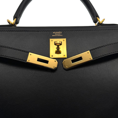 HERMES KELLY 32 SELLIER BLACK BOXCALF HAND SHOULDER BAG 2005 SQUARE I GOLD HARDWARE 90309731 - PURPOSE
