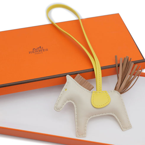 HERMES BAG CHARM RODEO PM CRAIE LIME CHAI AGNEAU MILO U 90309740 - PURPOSE