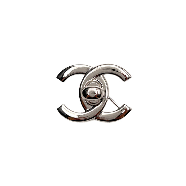 CHANEL VINTAGE TURN LOCK BROOCH SILVER ACCESSORY 96A 90309832 - PURPOSE