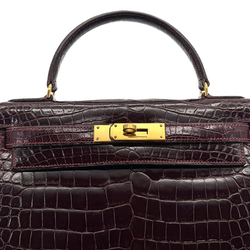 HERMES KELLY 28 SELLIER BORDEAUX CROCODILE HAND BAG 2004 CIRCLE H GOLD HARDWARE 90310278 - PURPOSE