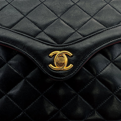 VINTAGE CHANEL PARIS LIMITED EDITION MATELASSE CHAIN SHOULDER BAG BLACK LAMB SKIN GOLD HARDWARE 90310308