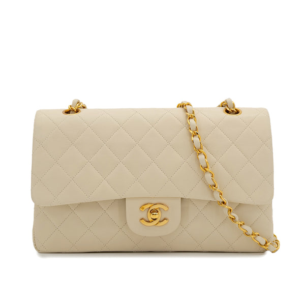 VINTAGE CHANEL CLASSIC FLAP MEDIUM CHAIN SHOULDER BAG LIGHT BEIGE LAMB SKIN GOLD HARDWARE 90310314 - PURPOSE