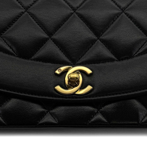 VINTAGE CHANEL DIANA SMALL CHAIN SHOULDER BAG BLACK LAMB SKIN GOLD HARDWARE 90310323