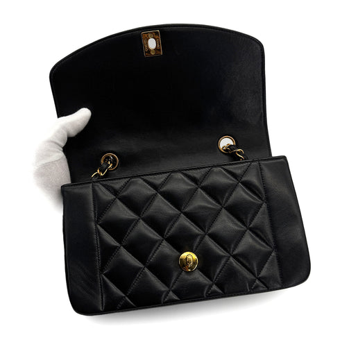 VINTAGE CHANEL DIANA SMALL CHAIN SHOULDER BAG BLACK LAMB SKIN GOLD HARDWARE 90310323