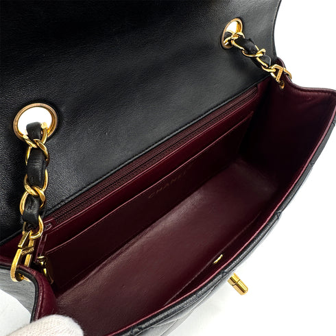 VINTAGE CHANEL DIANA SMALL CHAIN SHOULDER BAG BLACK LAMB SKIN GOLD HARDWARE 90310323