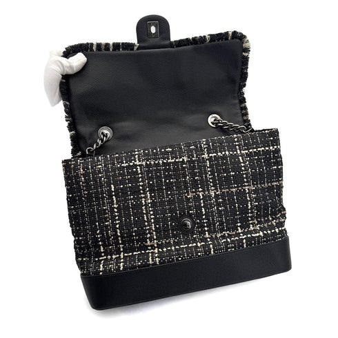 CHANEL AIRLINE HAND CHAIN SHOULDER BAG BLACK TWEED CAVIAR SKIN SILVER HARDWARE 90311263