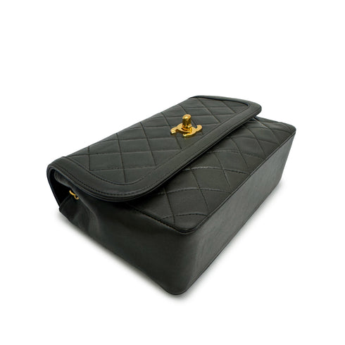 VINTAGE CHANEL MATELASSE CHAIN SHOULDER BAG DARK GREEN LAMB SKIN GOLD HARDWARE 90315623
