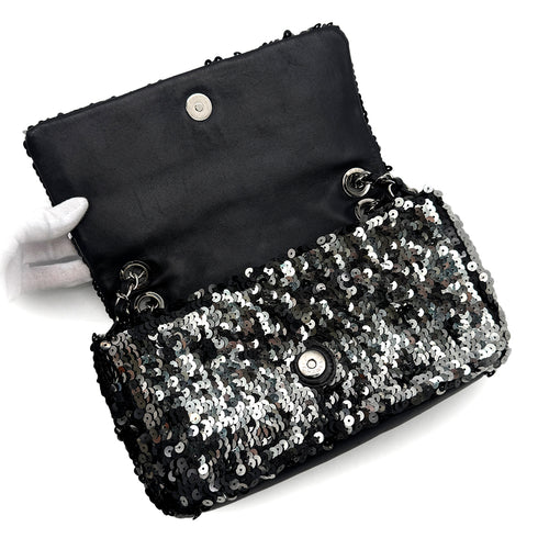 VINTAGE CHANEL COCOMARK CHAIN SHOULDER BAG BLACK SILVER SEQUINS 90316163