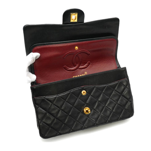 VINTAGE CHANEL CLASSIC FLAP MEDIUM CHAIN SHOULDER BAG BLACK LAMB SKIN GOLD HARDWARE 90340139