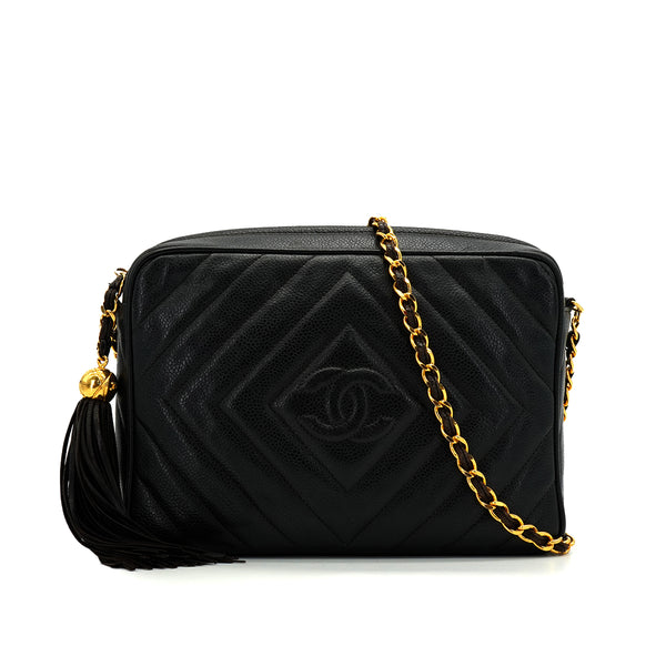VINTAGE CHANEL DIAMOND STITCH FRINGE CHAIN SHOULDER BAG BLACK CAVIAR SKIN GOLD HARDWARE 90341723