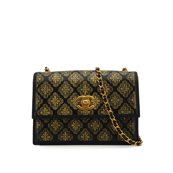 CHANEL CAMELLIA PATTERN METALLIC PRINT TURNLOCK CHAIN SHOULDER BAG BLACK LEATHER GOLD HARDWARE 90344459