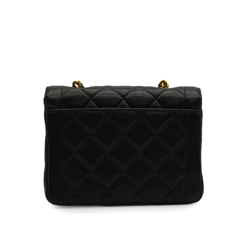 VINTAGE CHANEL MINI MATELASSE CHAIN SHOULDER BAG BLACK LAMB SKIN GOLD HARDWARE 90345156