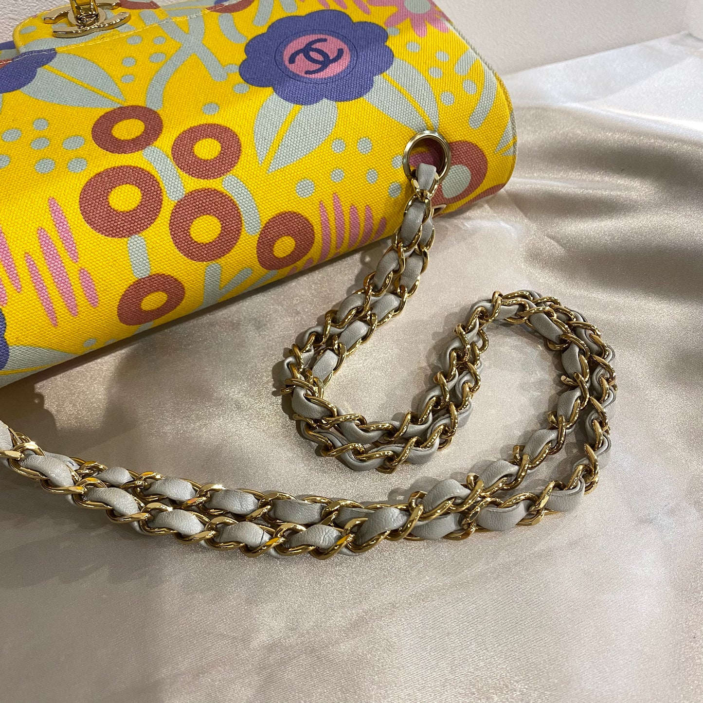 CHANEL VINTAGE CLASSIC FLAP MEDIUM CHAIN SHOULDER BAG FLOWER PRINT YELLOW LIGHTBLUE CANVAS 90215300