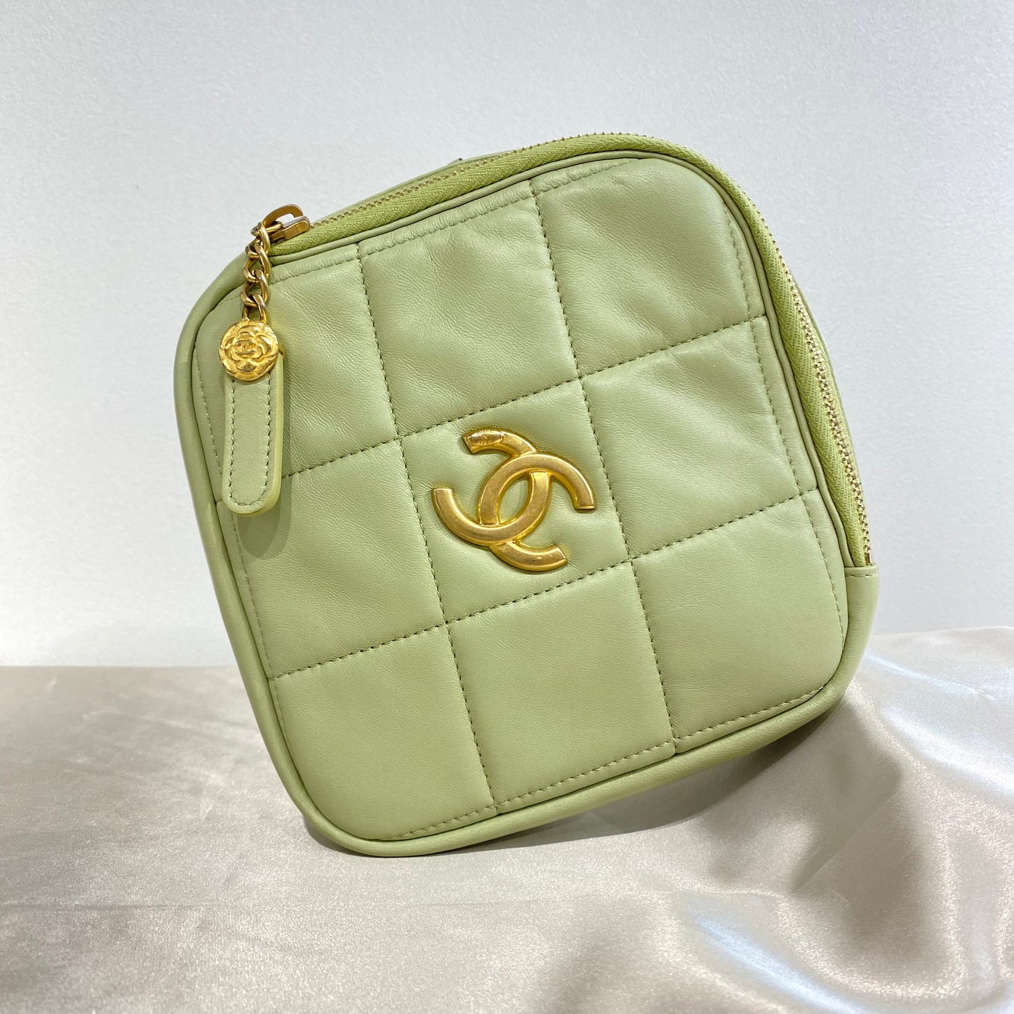 CHANEL RHOMBUS CHAIN SHOULDER BAG GREEN LAMB SKIN 90213930