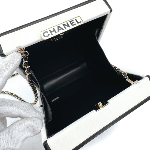 CHANEL N°5 PERFUME BOX CLUTCH CHAIN SHOULDER BAG BLACK WHITE LEATHER 90312939