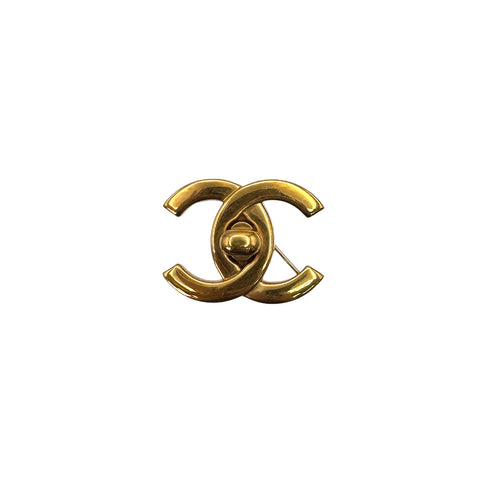 VINTAGE CHANEL TURN LOCK BROOCH GOLD ACCESSORY 96P 90323111