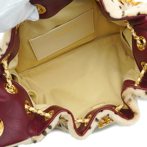 CHANEL 25 CHANEL METIERS DART 2026 FAUX FUR SHOULDER BAG BEIGE GOLD HARDWARE 90348495