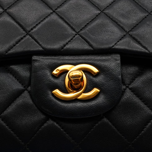 VINTAGE CHANEL CLASSIC FLAP SMALL CHAIN SHOULDER BAG BLACK LAMB SKIN GOLD HARDWARE 90342999