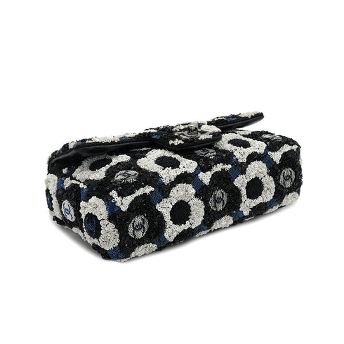 CHANEL COCOMARK CAMELLIA CHAIN SHOULDER BAG BLACK WHITE NAVY SEQUINS SILVER HARDWARE 90334167