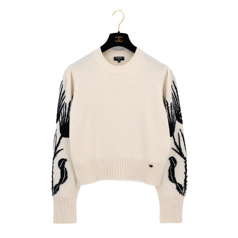 CHANEL COCO BUTTON KNIT TOPS FLOWER WHITE BLACK CASHMERE 42 P70 RTW 90324149
