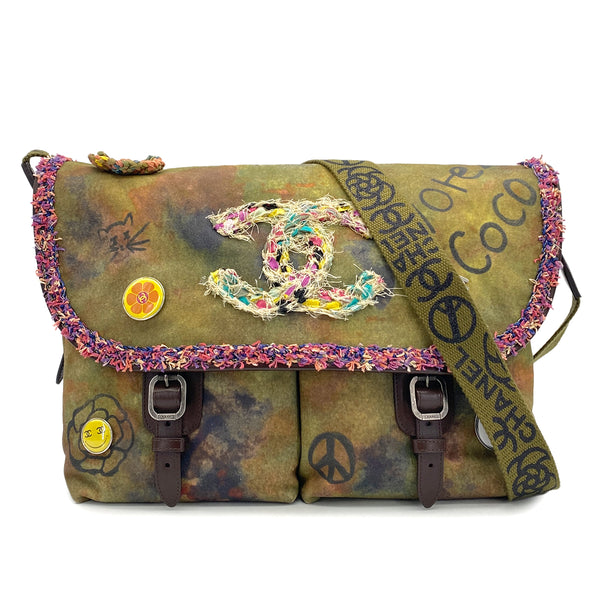 CHANEL EMBROIDERY GRAFFITI SHOULDER MESSENGER BAG KHAKI CANVAS LEATHER 90325599
