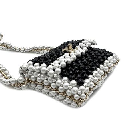 CHANEL FAUX PEARL CHAIN SHOULDER BAG WHITE BLACK GOLD HARDWARE 90317003