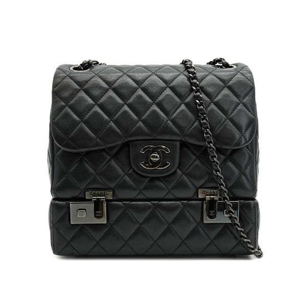 CHANEL MATELASSE CHAIN SHOULDER BAG BLACK LAMB SKIN BLACK HARDWARE 90331669