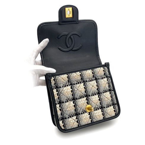 CHANEL MATELASSE TWEED CHAIN HAND SHOULDER BAG BEIGE BLACK GOLD HARDWARE 90324760