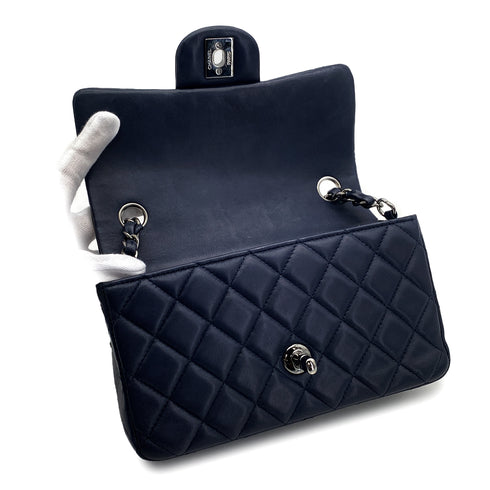 CHANEL MINI MATELASSE CHAIN SHOULDER BAG NAVY LAMB SKIN GUNMETAL HARDWARE 90327402