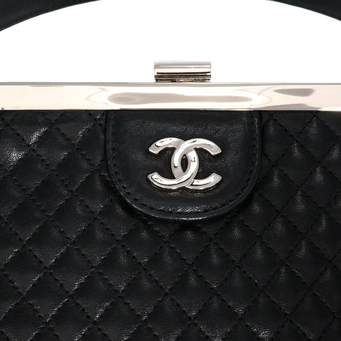 VINTAGE CHANEL MATELASSE HAND BAG BLACK LEATHER SILVER HARDWARE 90344390
