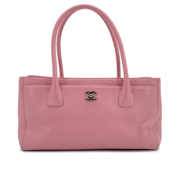 CHANEL TURN LOCK TOTE BAG PINK LEATHER SILVER HARDWARE 90324848