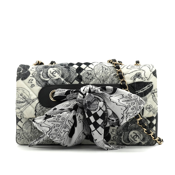 CHANEL CHEVRON V STITCH COCOMARK CAMELLIA CHAIN SHOULDER BAG WHITE BLACK CORDUROY GOLD HARDWARE 90340490