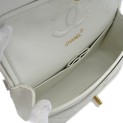 VINTAGE CHANEL CLASSIC FLAP MEDIUM CHAIN SHOULDER BAG WHITE LAMB SKIN GOLD HARDWARE 90334505