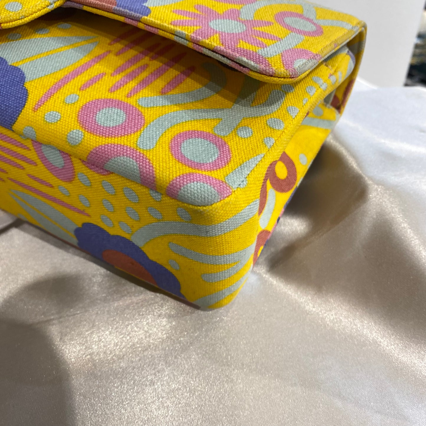 CHANEL VINTAGE CLASSIC FLAP MEDIUM CHAIN SHOULDER BAG FLOWER PRINT YELLOW LIGHTBLUE CANVAS 90215300