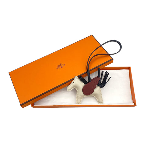 HERMES BAG CHARM RODEO PEGASUS PM CRAIE NOIR ROUGE H AGNEAU MILO 2023 B STAMP 90321175