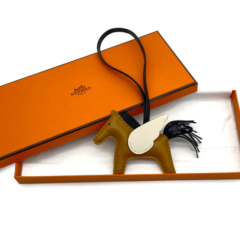 HERMES BAG CHARM RODEO PEGASUS PM CRAIE SESAME BLACK AGNEAU MILO 2021 Z STAMP 90325609