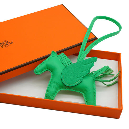 HERMES BAG CHARM RODEO PEGASUS PM VERT COMICS AGNEAU MILO 2025 K STAMP 90339666