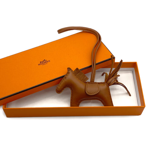 HERMES BAG CHARM RODEO PM GOLD AGNEAU MILO 2025 K STAMP 90325608